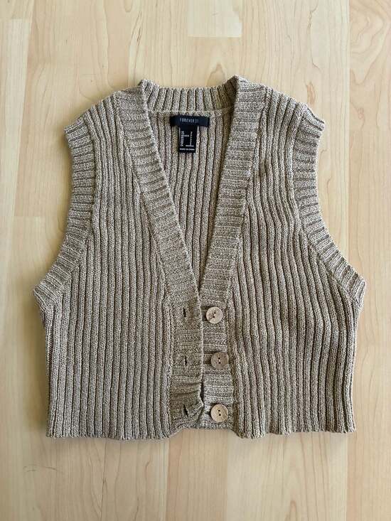 Forever 21 Sweaters - Forever 21 Ribbed Knit Button-Front Sweater Vest Size S
